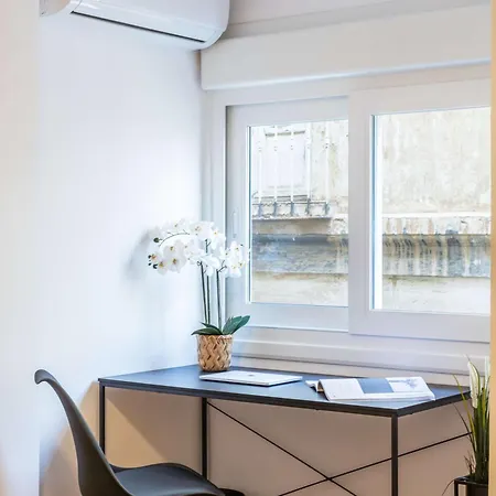 Charm - Stylish 3bd In Centro Apartment