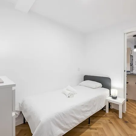 Apartment Charm - Stylish 3bd In Centro *